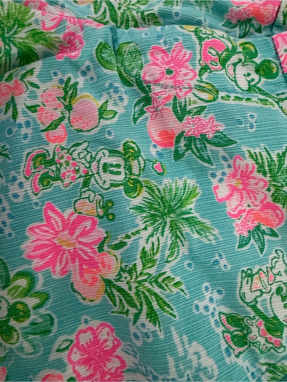 Lilly Pulitzer x Disney Buttercup Scallop Shorts - Picture 3 of 5